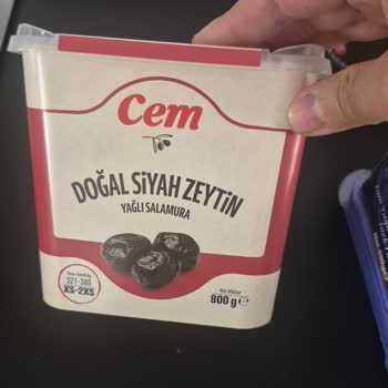 A101 Çiğdem Bahçelievler'de Bozuk Zeytin Satışı Ve Kaba Personel Davranışı
