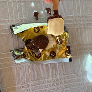 Migros Gürpınar'da Bozulmuş Dondurma Ve Kaba Personel Tavrı