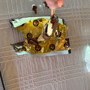 Migros Gürpınar'da Bozulmuş Dondurma Ve Kaba Personel Tavrı