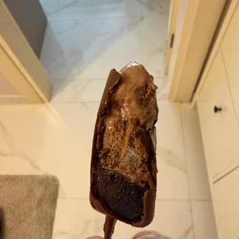 Migros Gürpınar'da Bozulmuş Dondurma Ve Kaba Personel Tavrı