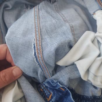 Park Afyon'dan Aldığım Pantolon Kısa Sürede Yırtıldı Ve Hayal Kırıklığı Yaşadım