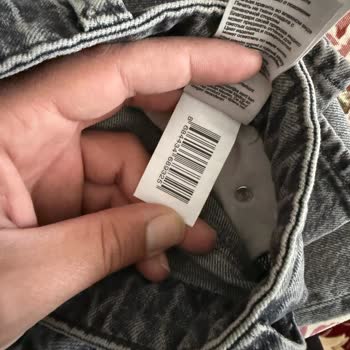 Mavi Diyarbakır Mağazasında Defolu Pantolonlar İçin Çözüm Talebi
