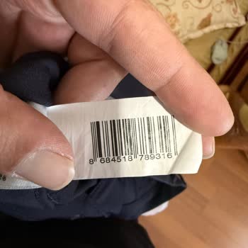Mavi Diyarbakır Mağazasında Defolu Pantolonlar İçin Çözüm Talebi