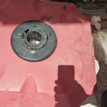 Algida'dan Kırık Bidon İçin Yeni Şemsiye Veya Ücretsiz Değişim Talebi