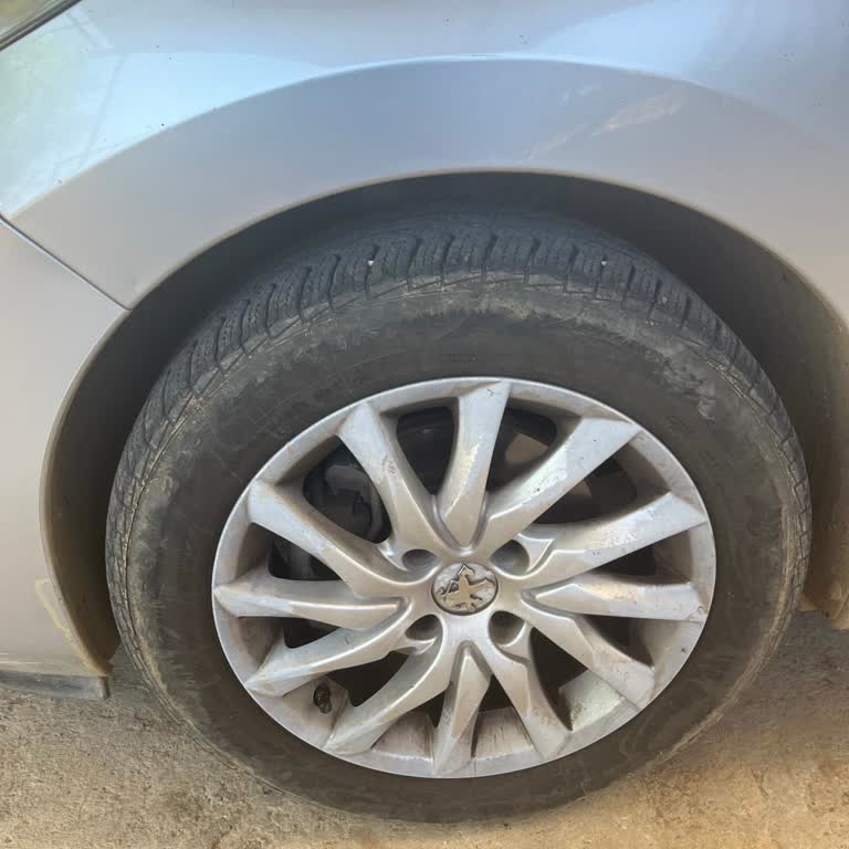 Yağmurlu Havada Kaygan Pirelli Lastiklerinde Güvenlik Sorunu Ve Geri Ödeme Talebi