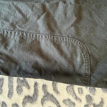 Sneaks Up Mağazasının Renk Değişimi Sorunlu Nike Pantolonunun Değiştirilmesini Talep Ediyorum