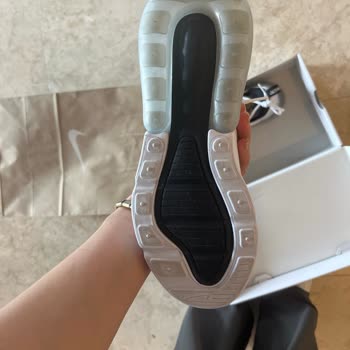 Nike Mağazasında Kullanılmamış Ayakkabı İçin Değişim Talebi Haksızca Reddedildi