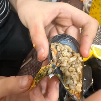 Bozuk Midye Siparişi İçin İade Reddi Ve Sağlık Endişesi