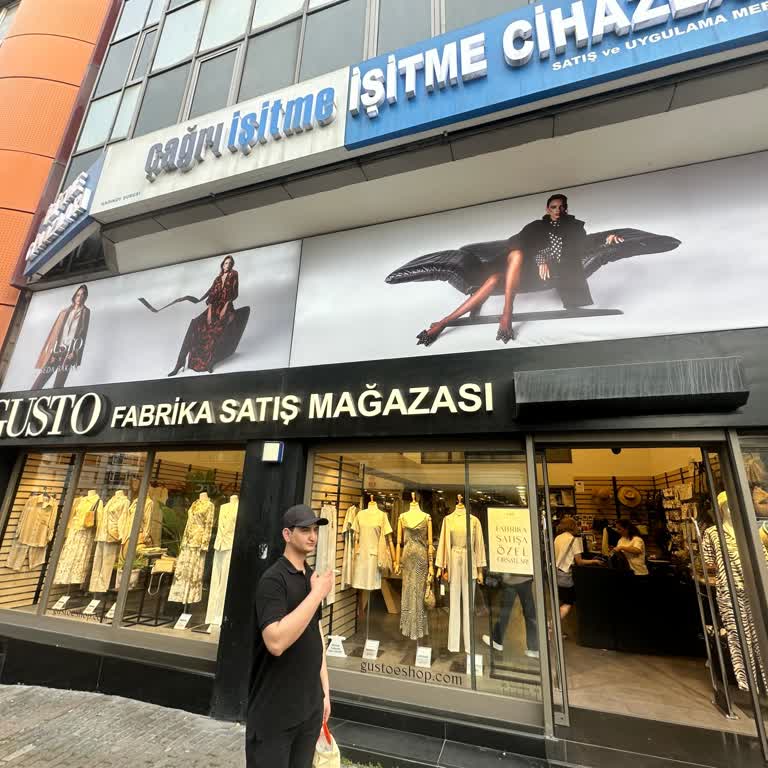 Mağaza Sahibi Müşteriyi Ve Çocuğu Küçük Düşüren Hakaretli Davranış Ve İade Reddi