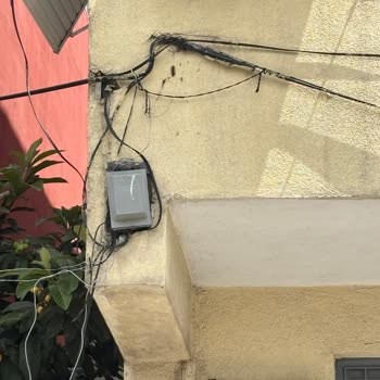 Türk Telekom İnternet Kesintileri, Yetkisiz Kofra Ve Küçümseyici Personel Davranışı