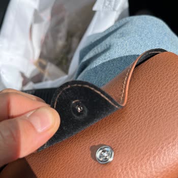 Rayban Gözlük Kabı Üç Gün İçinde Kırıldı, Garanti Reddedildi