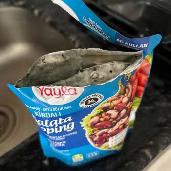 BİM’den Küflü Salata Topping Ürünü Sağlık Riski