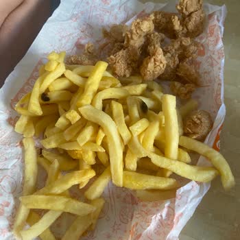 Eksik Hamburger Ve Kalitesiz Ürünler Nedeniyle Tam İade Talebi