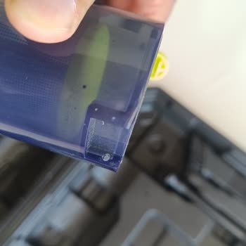 Uç Aparatının Plastik Dişleri Kırıldı Ve Batarya Gösterge Sorunu Garantili Değişim Talebi