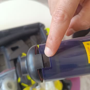 Uç Aparatının Plastik Dişleri Kırıldı Ve Batarya Gösterge Sorunu Garantili Değişim Talebi