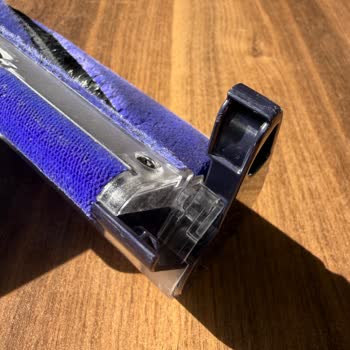 Dyson Lazerli Başlığın Küçük Plastik Kilidi Kırıldı, Garanti Desteği Reddi