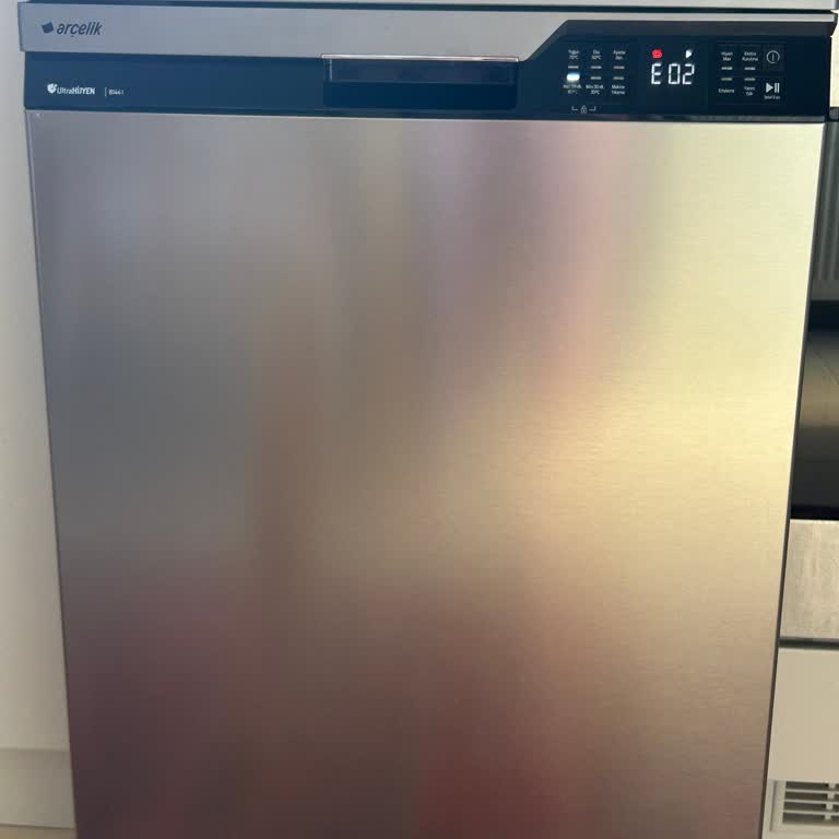 Arçelik Ultrahijyen Bulaşık Makinesinde Sürekli E02 Hatası Ve Tekrarlanan Servis Sorunu