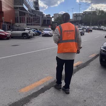 Panora AVM Otoparkında Belirsiz Ücret Talebi Ve Tabela Yokluğu