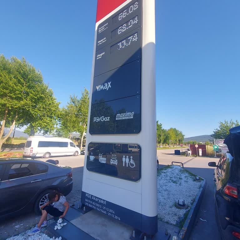 Motorlu Testere İçin Benzin Alırken Gereksiz Belge Talebi Ve Kaba Üslup