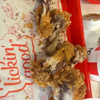 KFC Cevahir Hot Wings Kanat Menüsü Bozuk Koktu, Kötü Lezzet, Sağlık Endişesi Ve İade Talebi