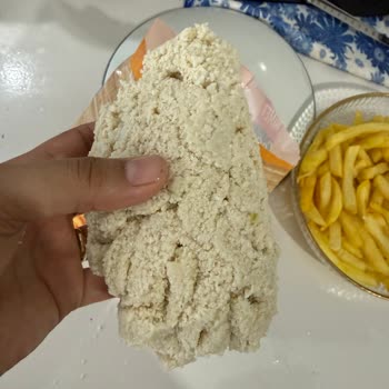 Nimet Soğan Halkası Çözülmüş, Kötü Kalite Ve Hijyen Sorunu