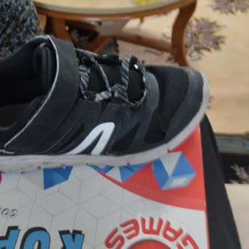 Decathlon Çocuk Ayakkabılarının Kısa Ömrü Güveni Sarsıyor