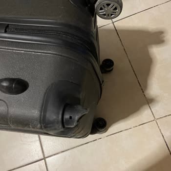 Bagajı Fırlatan Muavinin İhmali Ve Tazmin Talebi