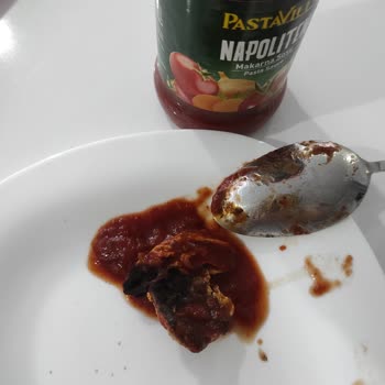 Pastavilla Sosunda Küflü Yabancı Parça, Okunamaz Son Kullanma Tarihi Ve Sağlık Riski