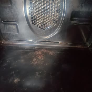 Altus Fırınlı Tüp Paslanıyor, Garanti Altında Servis Cevapsız, Kullanılamaz Durumda