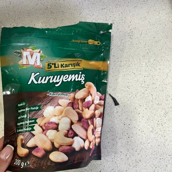 Migros'ta Çerez İçinden Plastik Kablo Çıktı: Güvenlik İhlali Ve Özür Eksikliği