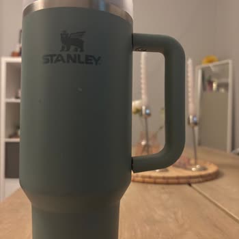 Stanley Quencher Termosun Sapı Bozuldu, Kayıt Eksikliği Garanti Hakkını Engelliyor