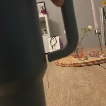 Stanley Quencher Termosun Sapı Bozuldu, Kayıt Eksikliği Garanti Hakkını Engelliyor