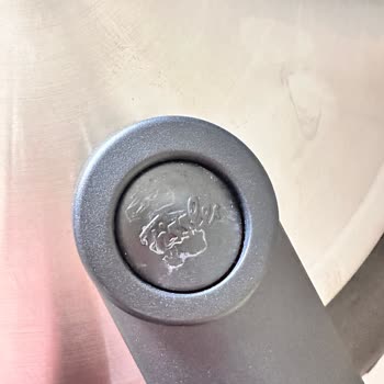 Fissler Düdüklü Tencerede Tek Kullanımda Çizik Ve Renk Değişikliği, Değişim Talebi