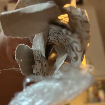 Boş Paket Ve İadesiz Tespih: Dolap'ta Satıcı Denetimi Yetersiz