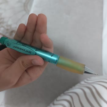 Serve Kalemde Silikon Yırtık Ve Sararma Nedeniyle Yazamıyorum
