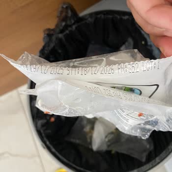 Bozuk Hellim Peyniri Kızartmada Sıvı Kıvama Dönüştü