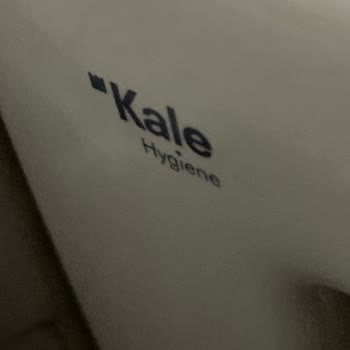 Kale Klozet Kapakları Sürekli Kırılıyor, Dayanıksızlık Şikayeti