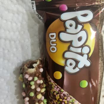 Saç Kılı Bulunan Papita Duo Rulo Gofret: Hijyen İhlali