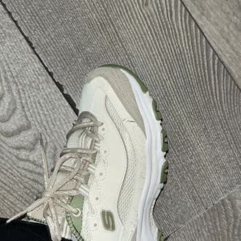 Skechers D'Lites Ayakkabısının Kısa Sürede Yan Yırtılması Ve Değişim Talebi