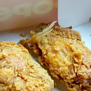 Popeyes Şubesinde Kanat Ürününün Garip Sunumu Ve Çözüm Bulunmaması