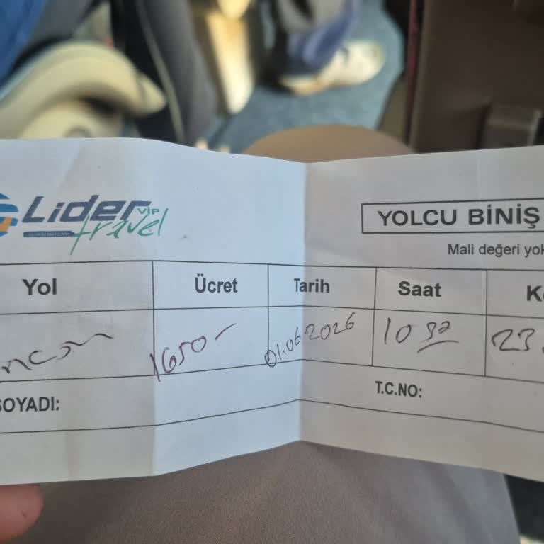 Varan Turizm'de Koltuk Numarasız Midibüs Yolculuğu Ve İade Talebi