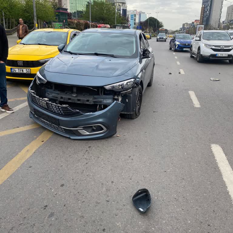 Servis Gecikmesi, Yanıltıcı Bilgilendirme Ve İkame Araç Talebi