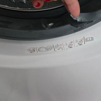 Beko Çamaşır Makinesinde Körük Lastiği Yırtılması Ve Ücretsiz Servis Talebi