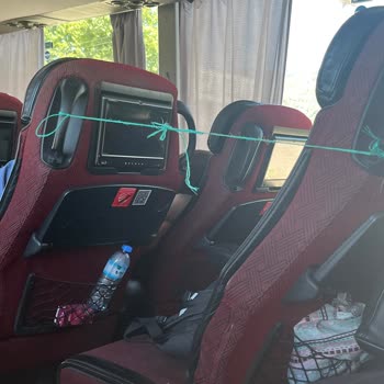 Kırık Koltuklu Otobüste Sürekli Kaldırılma Ve Psikolojik Rahatsızlık