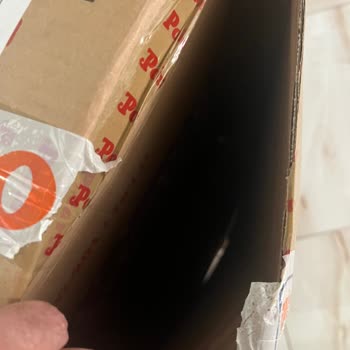 Özensiz Paketleme Nedeniyle Hasarlı Valiz Şikayeti
