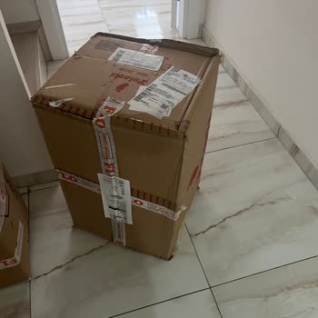 Özensiz Paketleme Nedeniyle Hasarlı Valiz Şikayeti