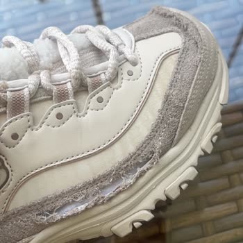 Skechers Kumaş Sorunu ve İade Reddiyle Hayal Kırıklığı
