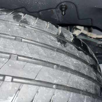 Lassa Revola Lastiklerde Erken Aşınma Ve Parçalanma, Garanti Talebi