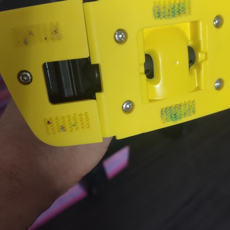 Karcher S3 Buharlı Temizleyicide Başlık Yayları Sürekli Ayrılıyor Ve Destek Yok
