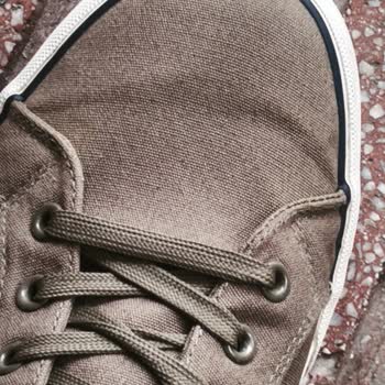 U.S. Polo Assn. Ayakkabının Ön Kısımlarında Ciddi Kırılmalar Meydana Geldi